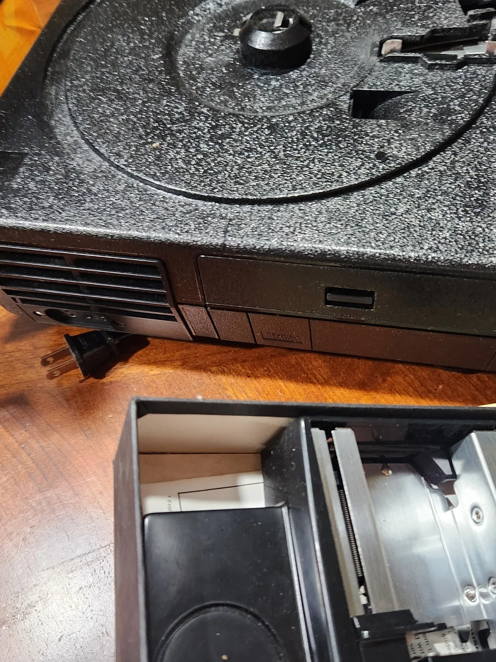 Kodak Carousel 4200 Black Slide Projector with Accessories